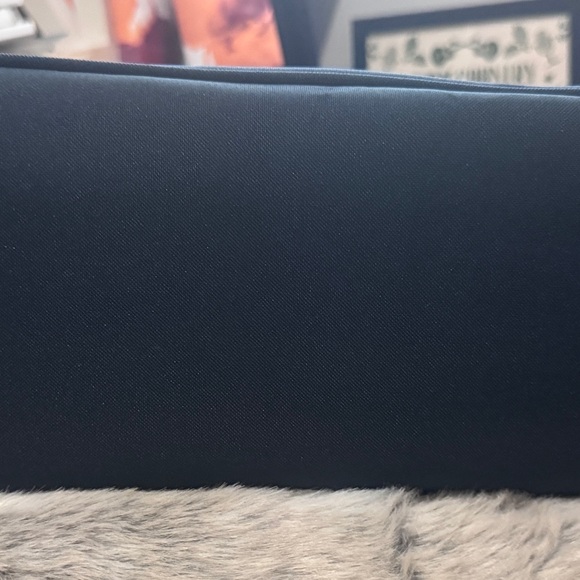 Lululemon Daily Multi-Pocket Tote Bag 20L in True Navy corduroy - Picture 8 of 8